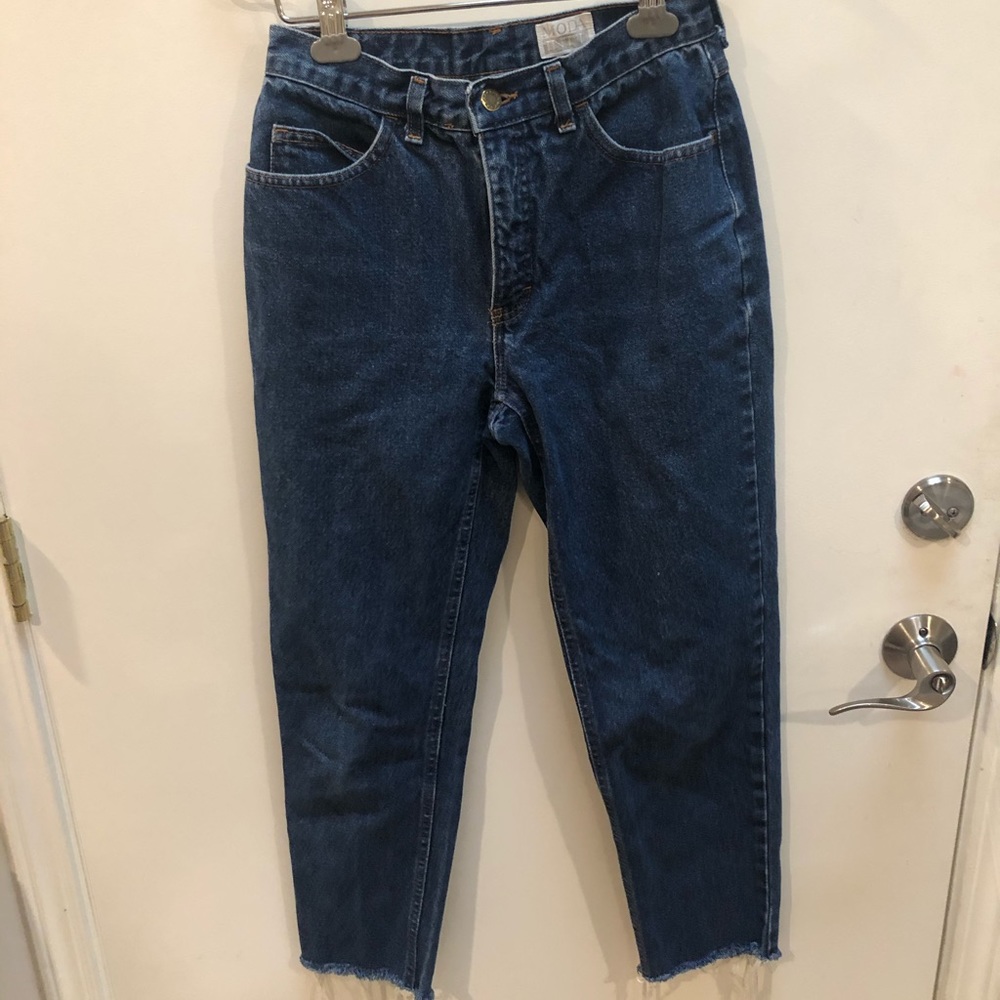 High rise, mom/straight leg jeans